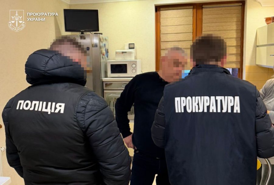 У Львові експодатківець та працівниця ТЦК продавали відстрочки від мобілізації